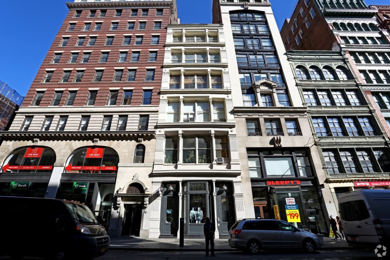 654 Broadway facade
